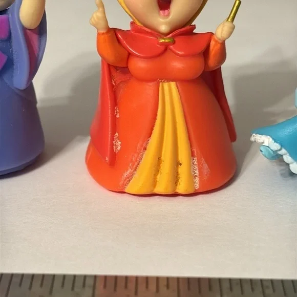 DISNEY PRINCESS COMIC PVC FIGURES PRE OWNED NO STANDS - Picture 7 of 10